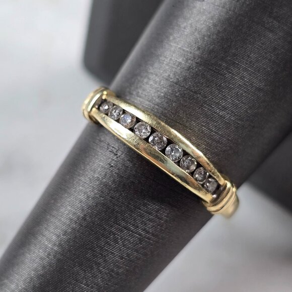 Womens Vintage Estate 10K Yellow Gold Diamond Ring 2.6g #E3373